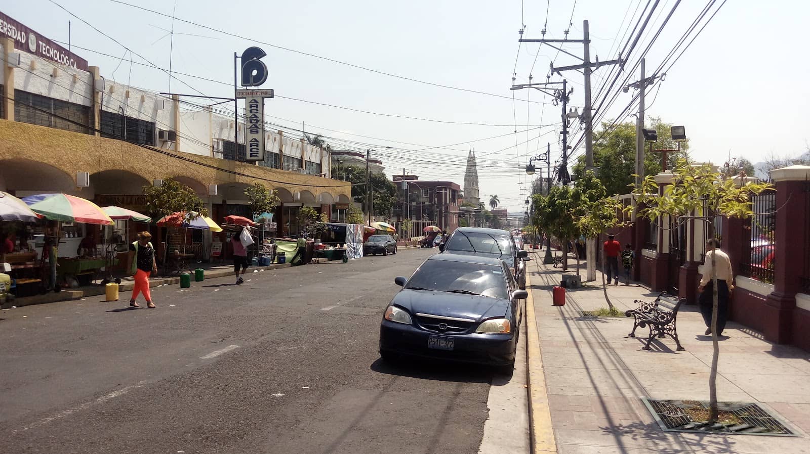 Pupusas & Local Eateries