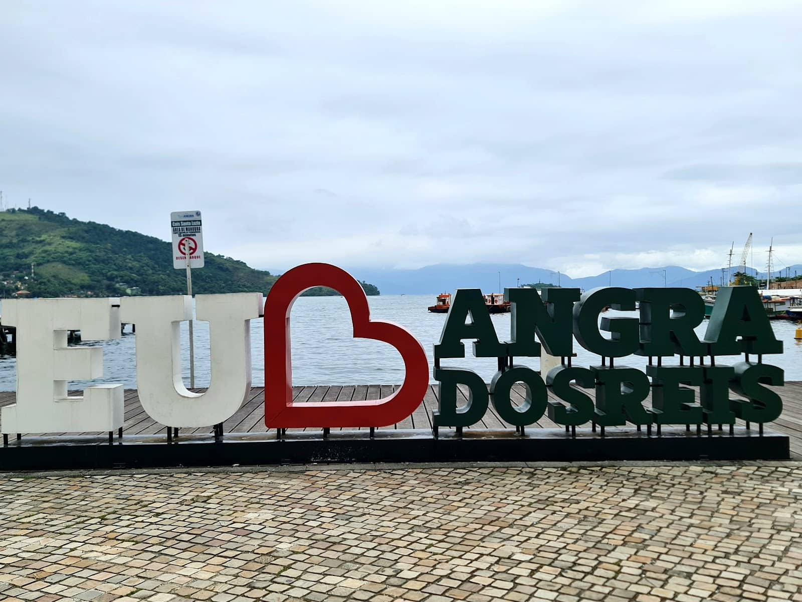 Boat Tours & Island Hopping