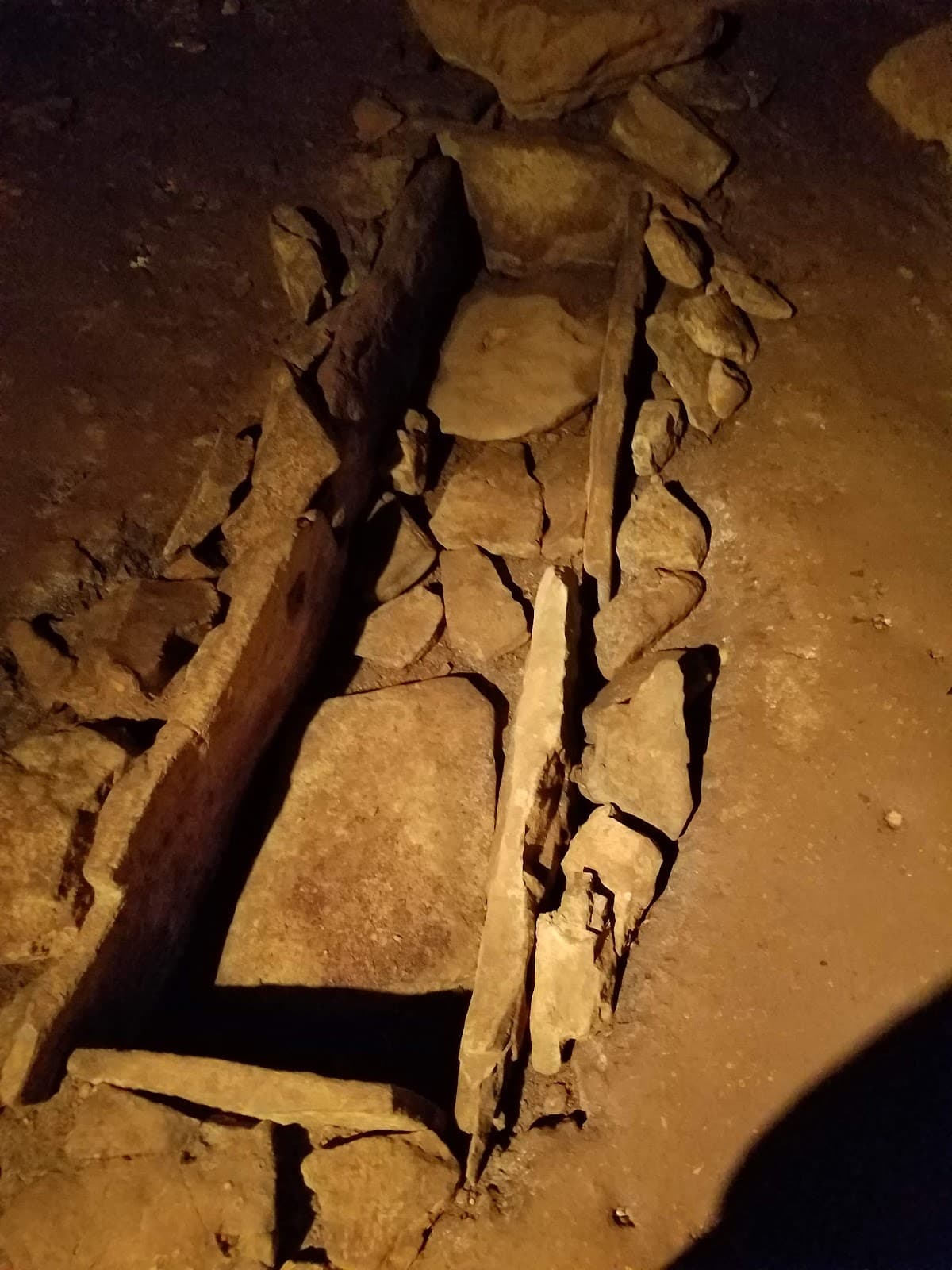 Bell Witch Cave - Image 1