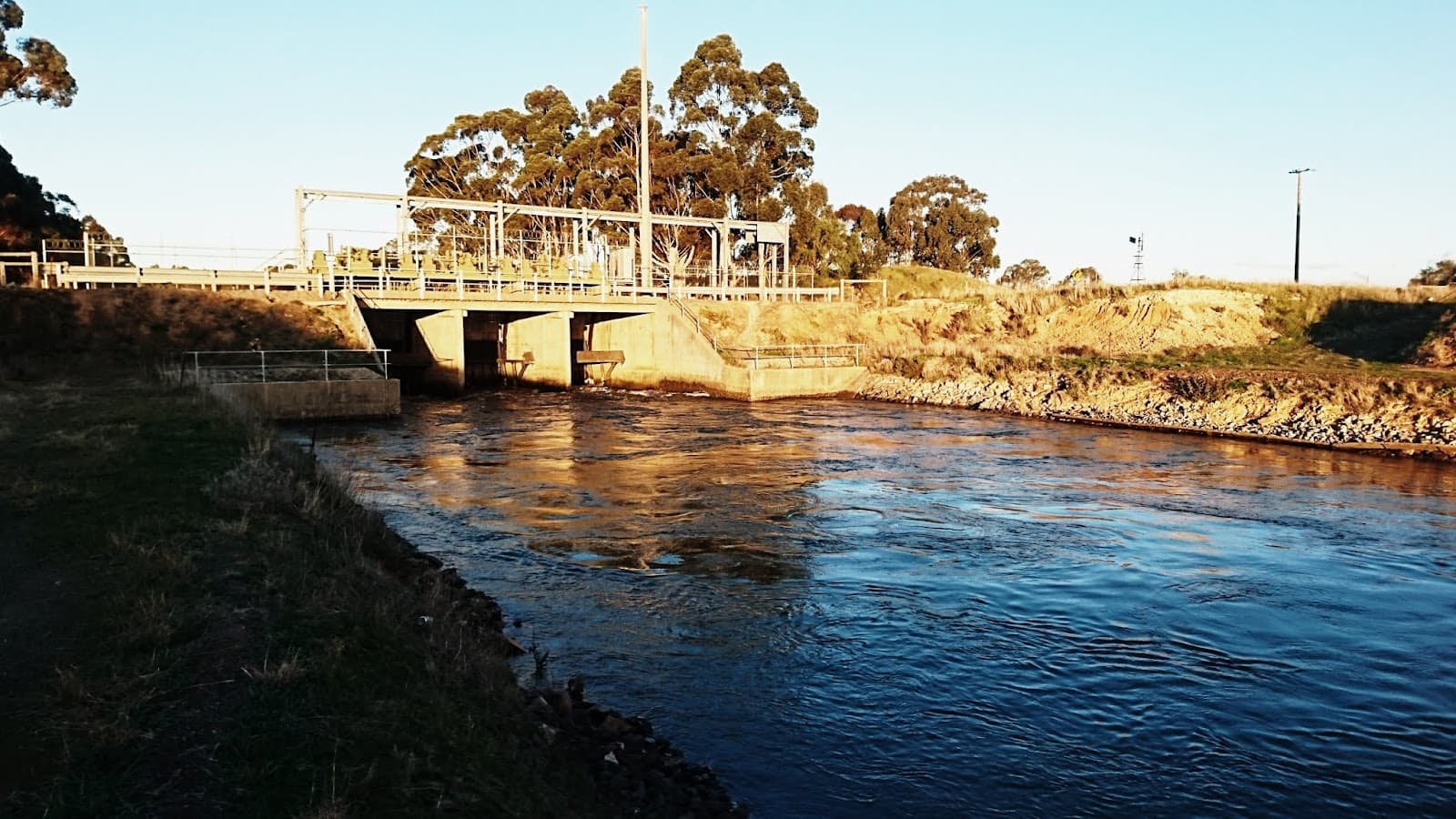 Goulburn Weir - Image 1