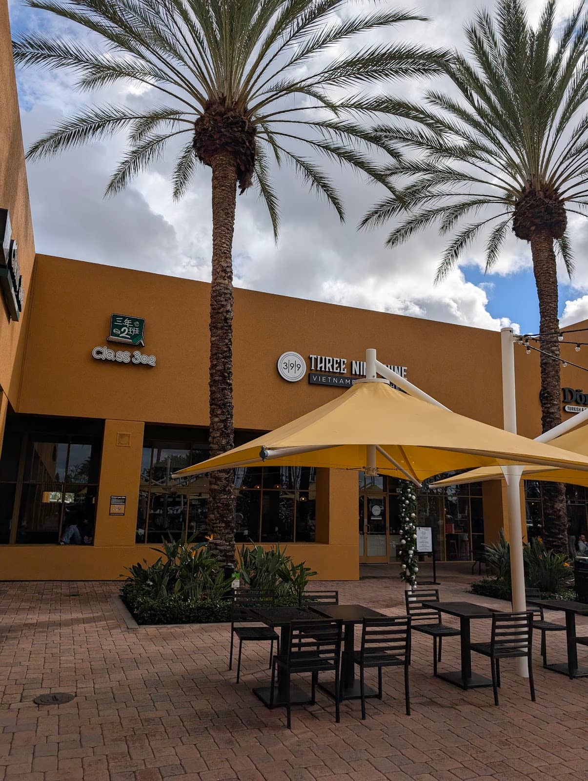 Family-Friendly Atmosphere