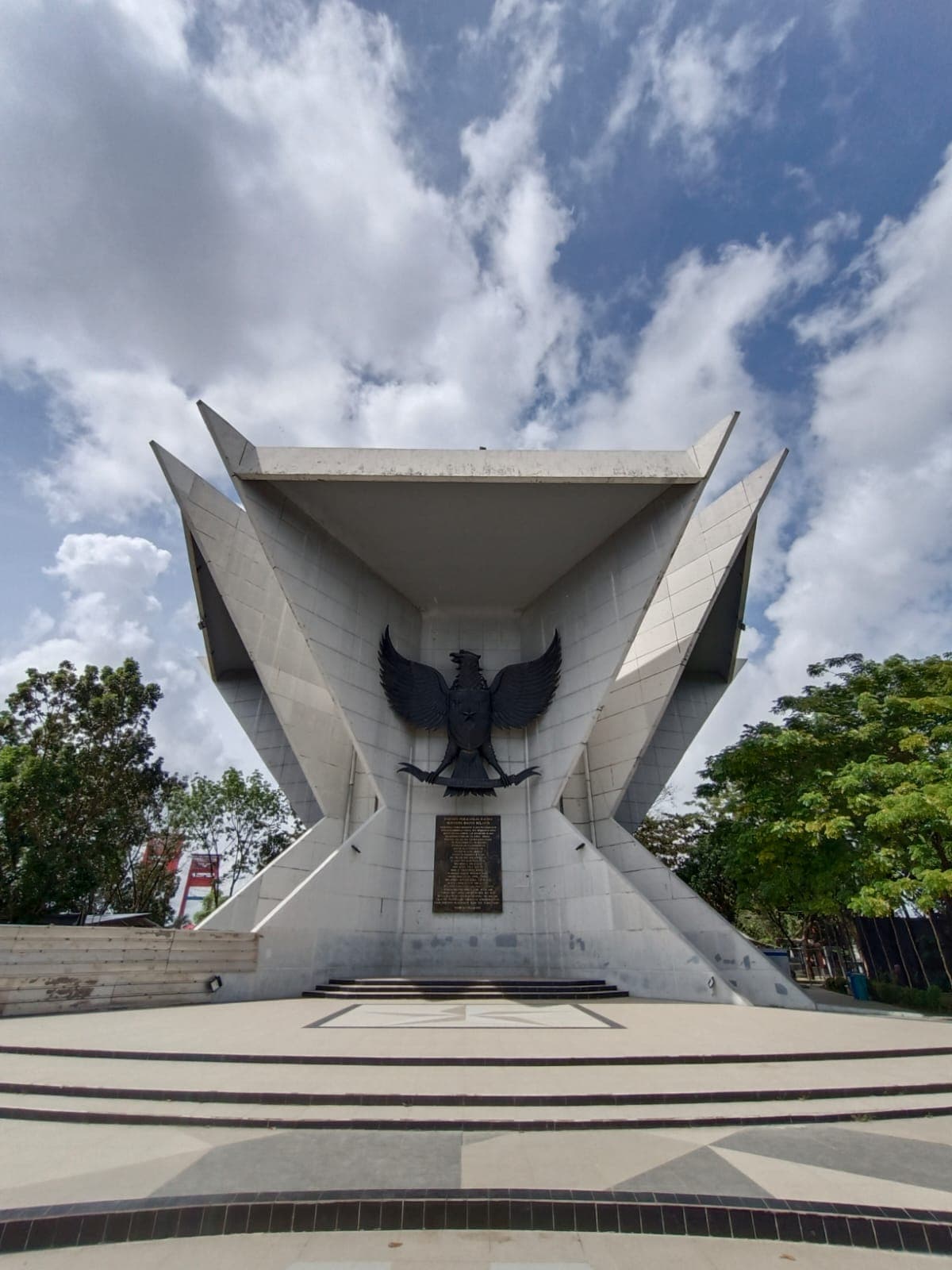 Monpera (Monumen Perjuangan Rakyat) - Image 1