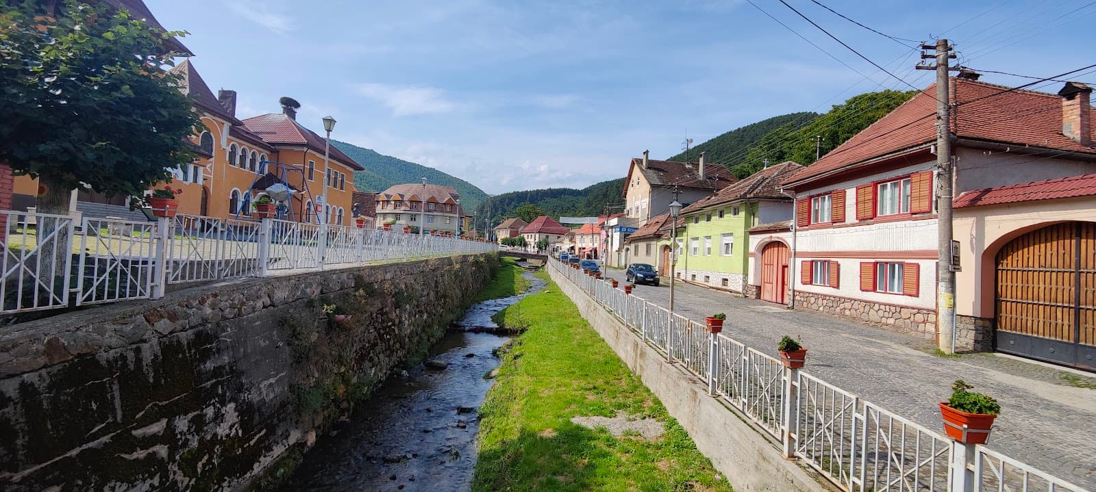 Rășinari Romania - Image 1