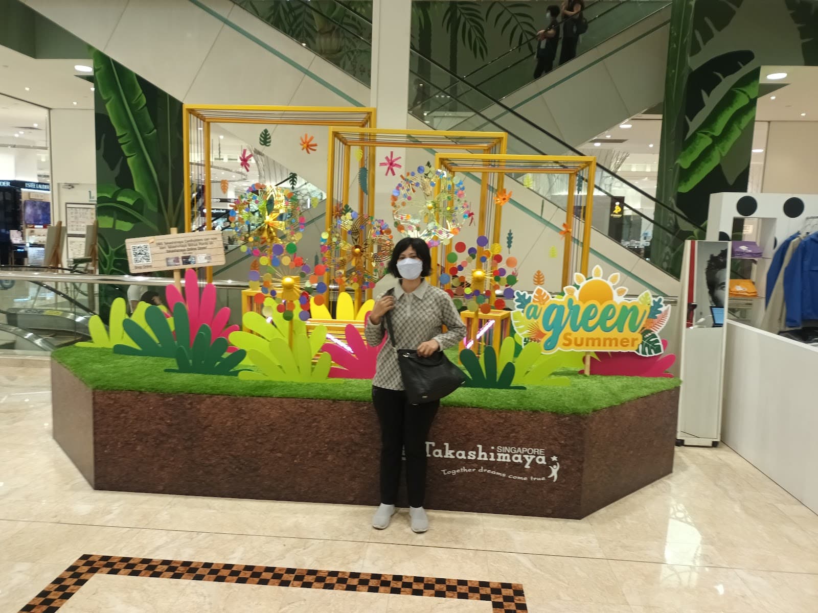 Takashimaya - Image 1