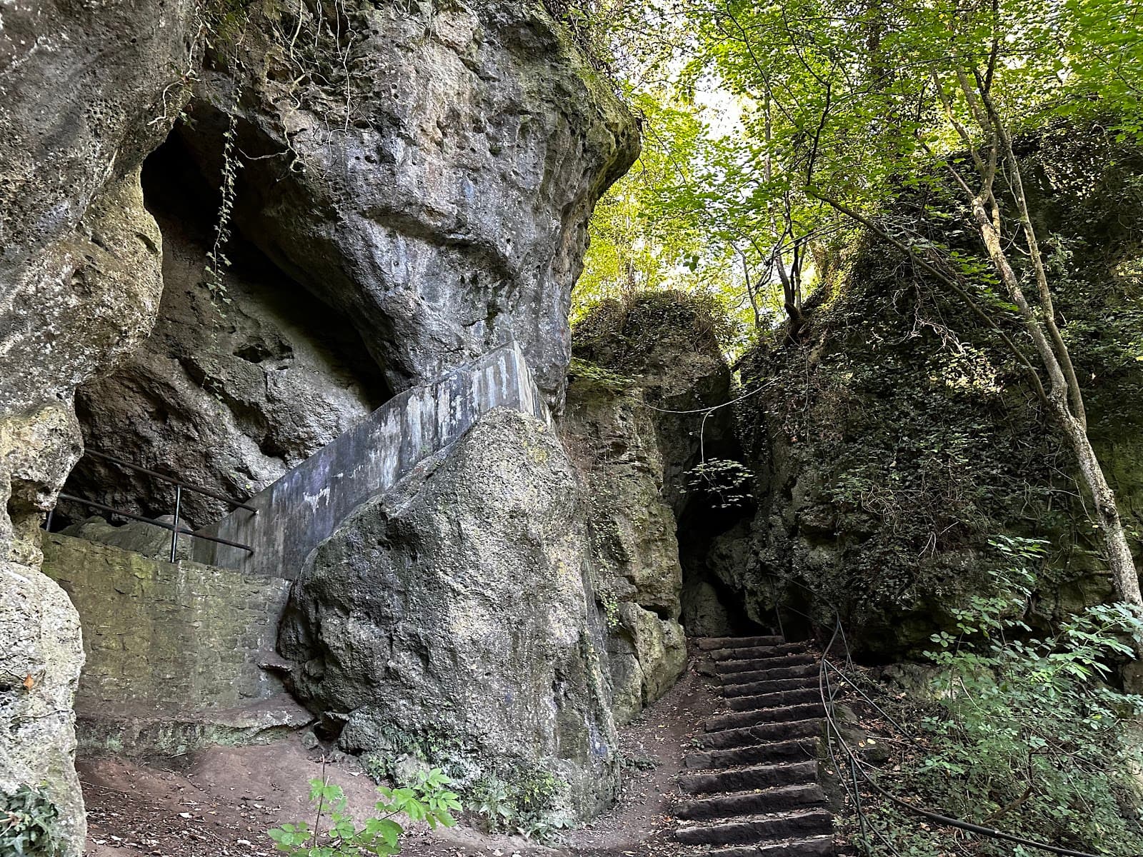 Kakushöhle (Kartstein Cave) - Image 1