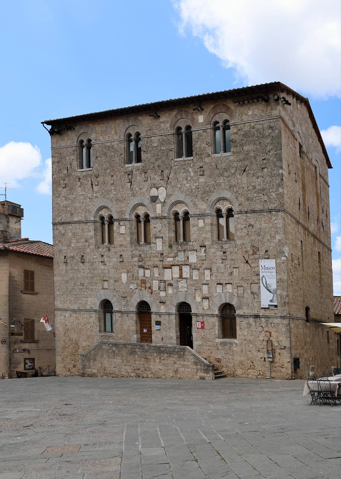 Piazza Garibaldi Views