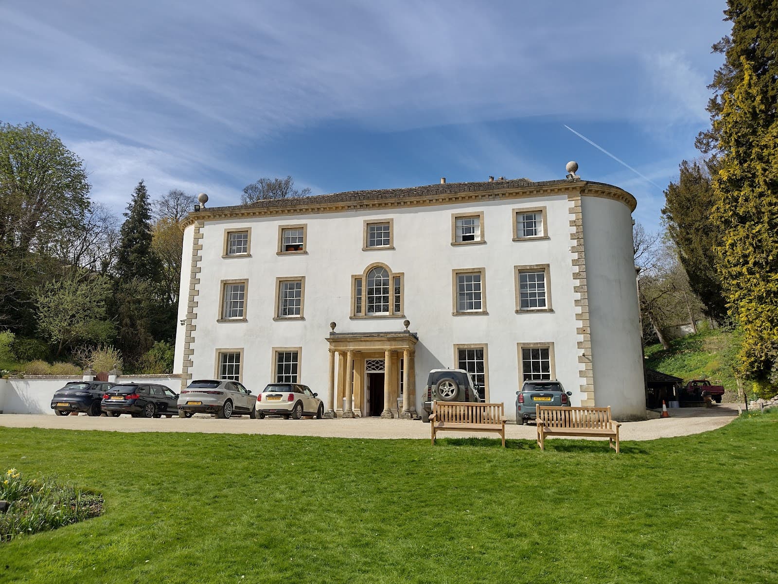 Cerney House Gardens - Image 1