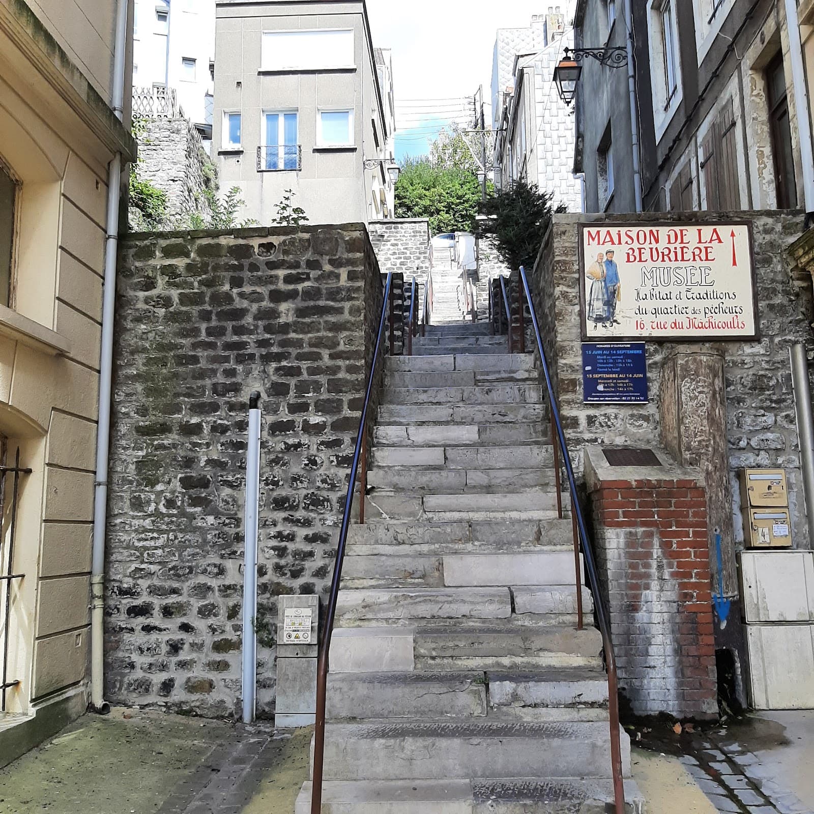 Beurière District - Image 1