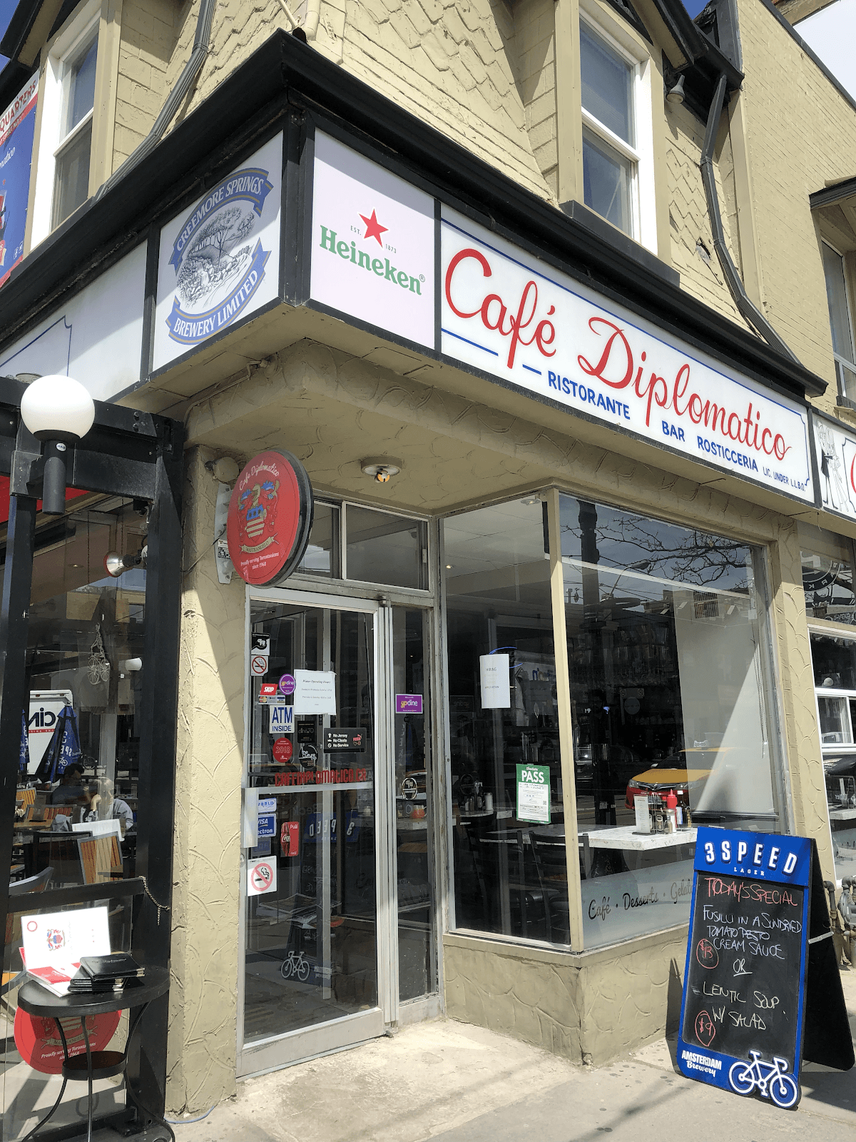 Classic Italian Pizza