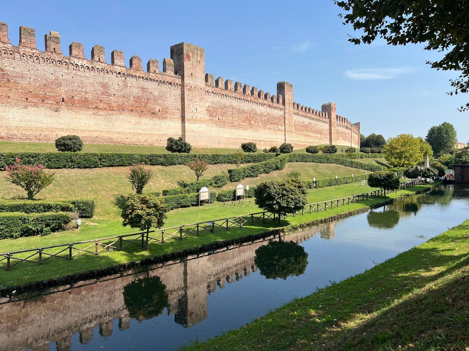 Porta Vicenza Gate - Image 1