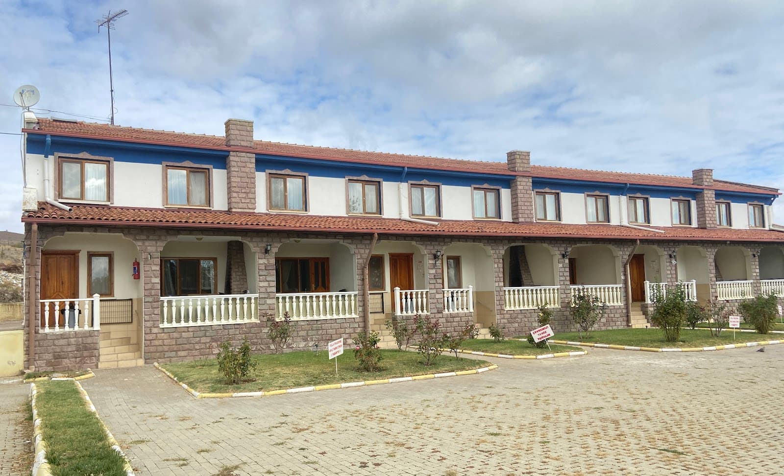 Ömer–Gecek Thermal Springs - Image 1