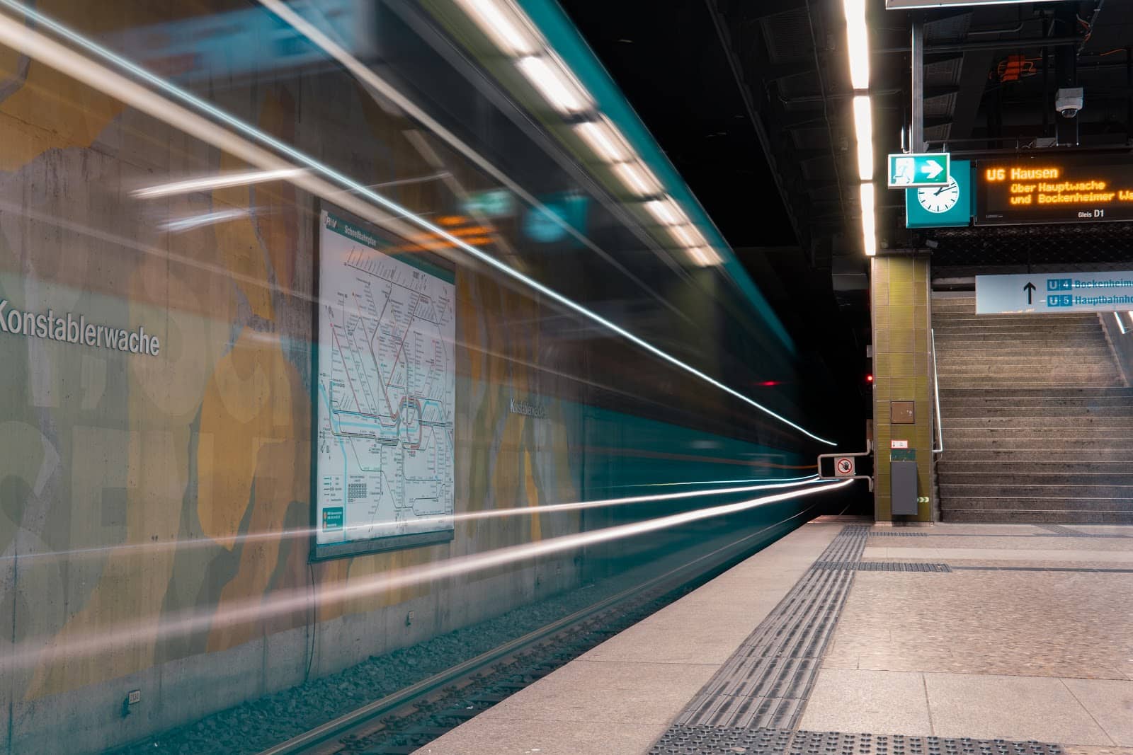 Vibrant Market Atmosphere