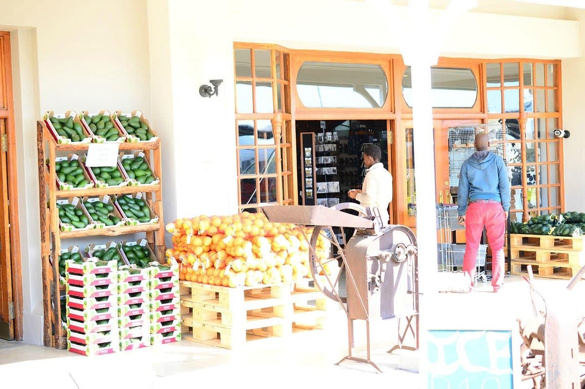 Halls Farm Stall - Image 1
