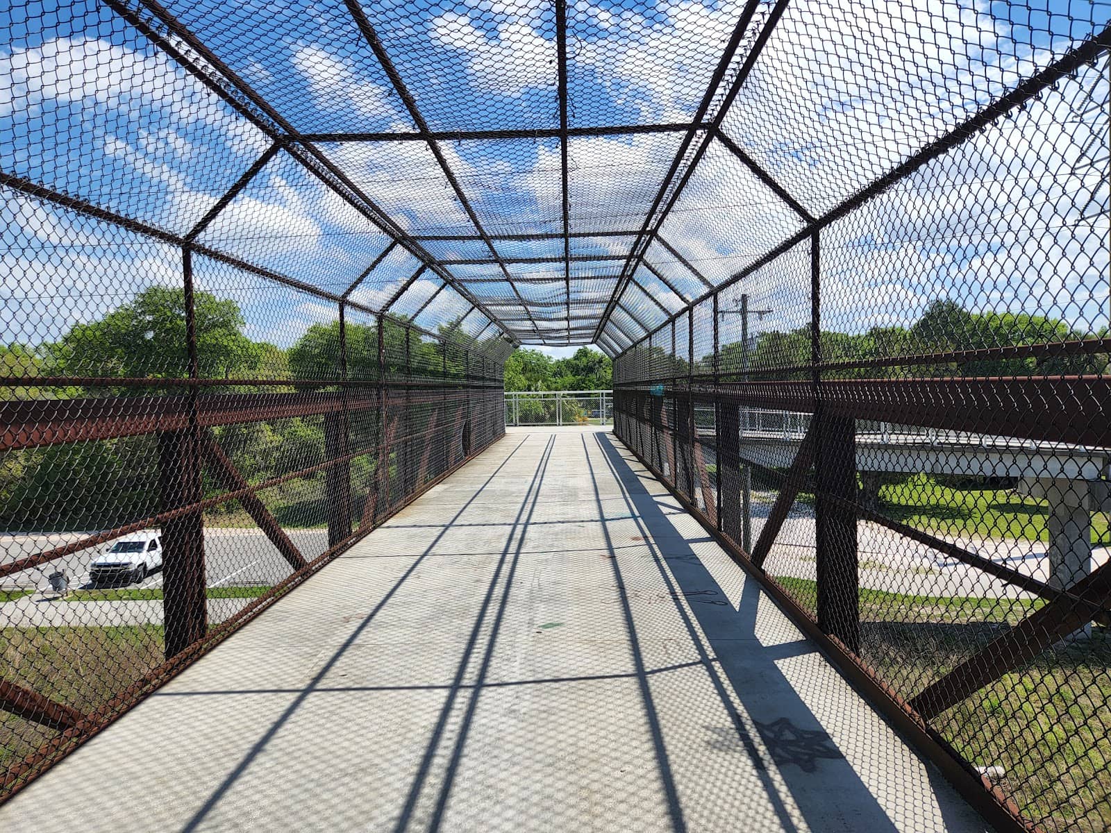 Access to Blue Springs