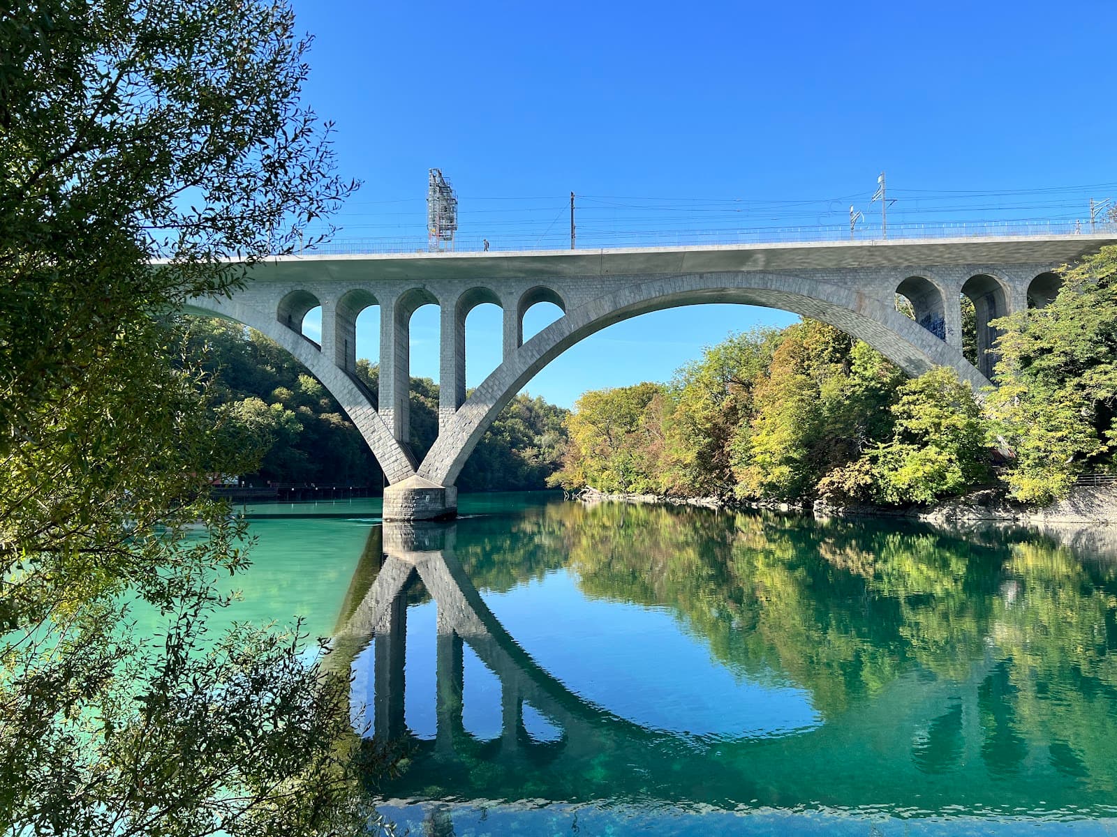 La Jonction (Arve–Rhône confluence) - Image 1