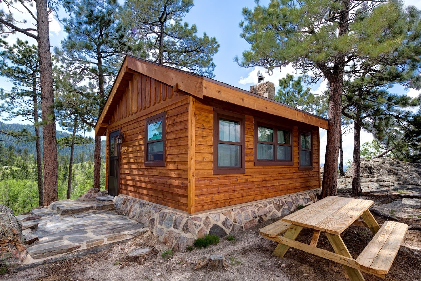 Sylvan Lake Lodge - Image 1