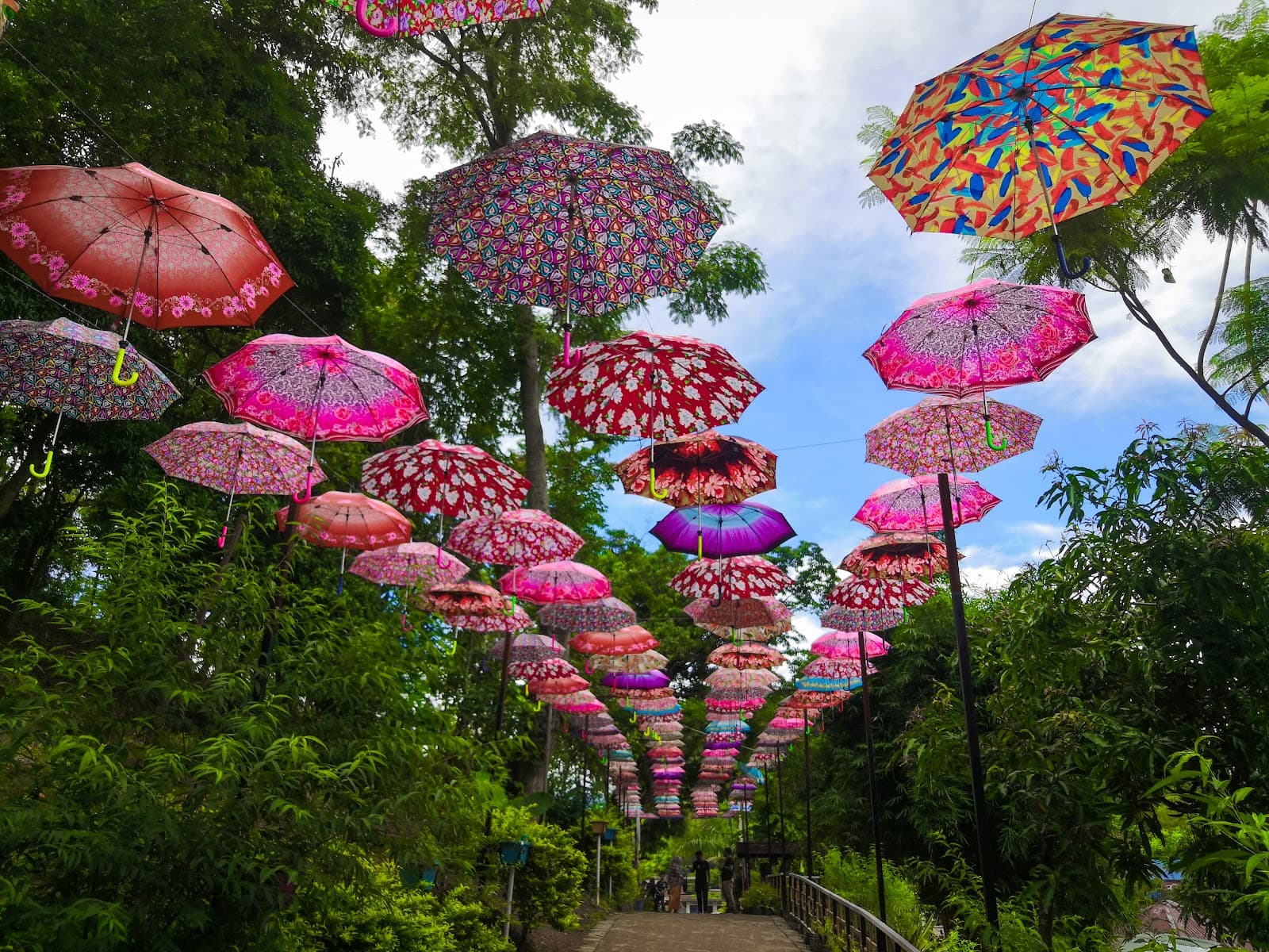 Kangchup Hills Viewpoint - Image 1