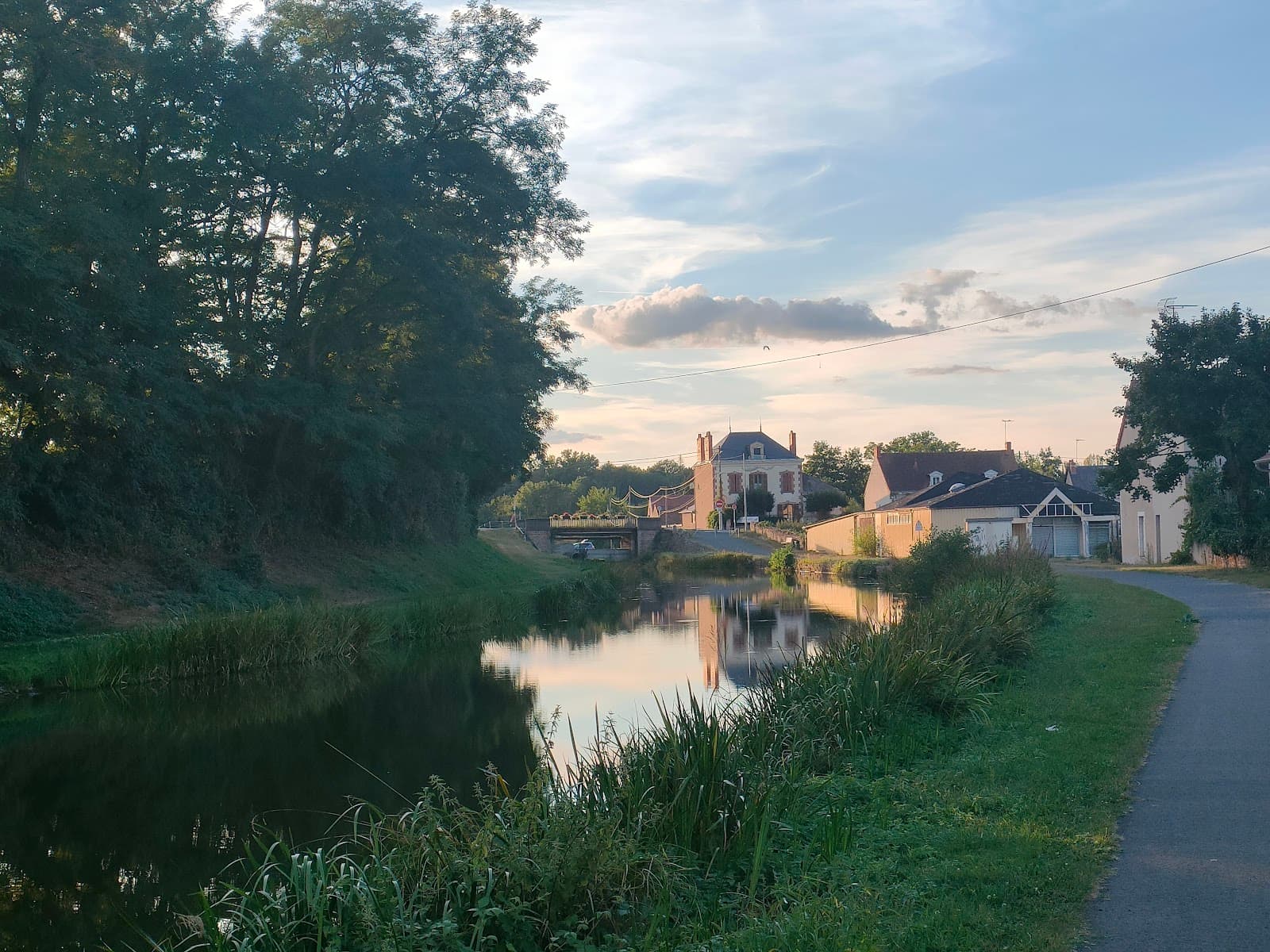 Vallon-en-Sully Canal Locks - Image 1