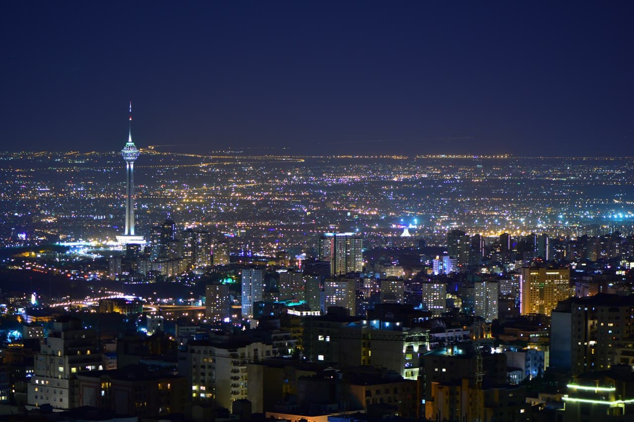 Bam-e Tehran - Image 1