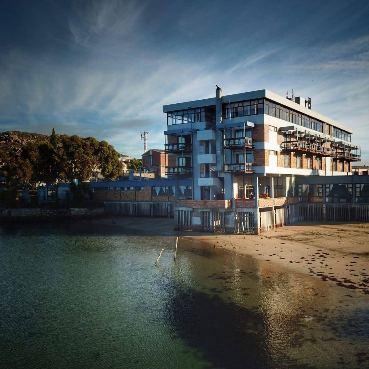 Affordable Beachfront Stay