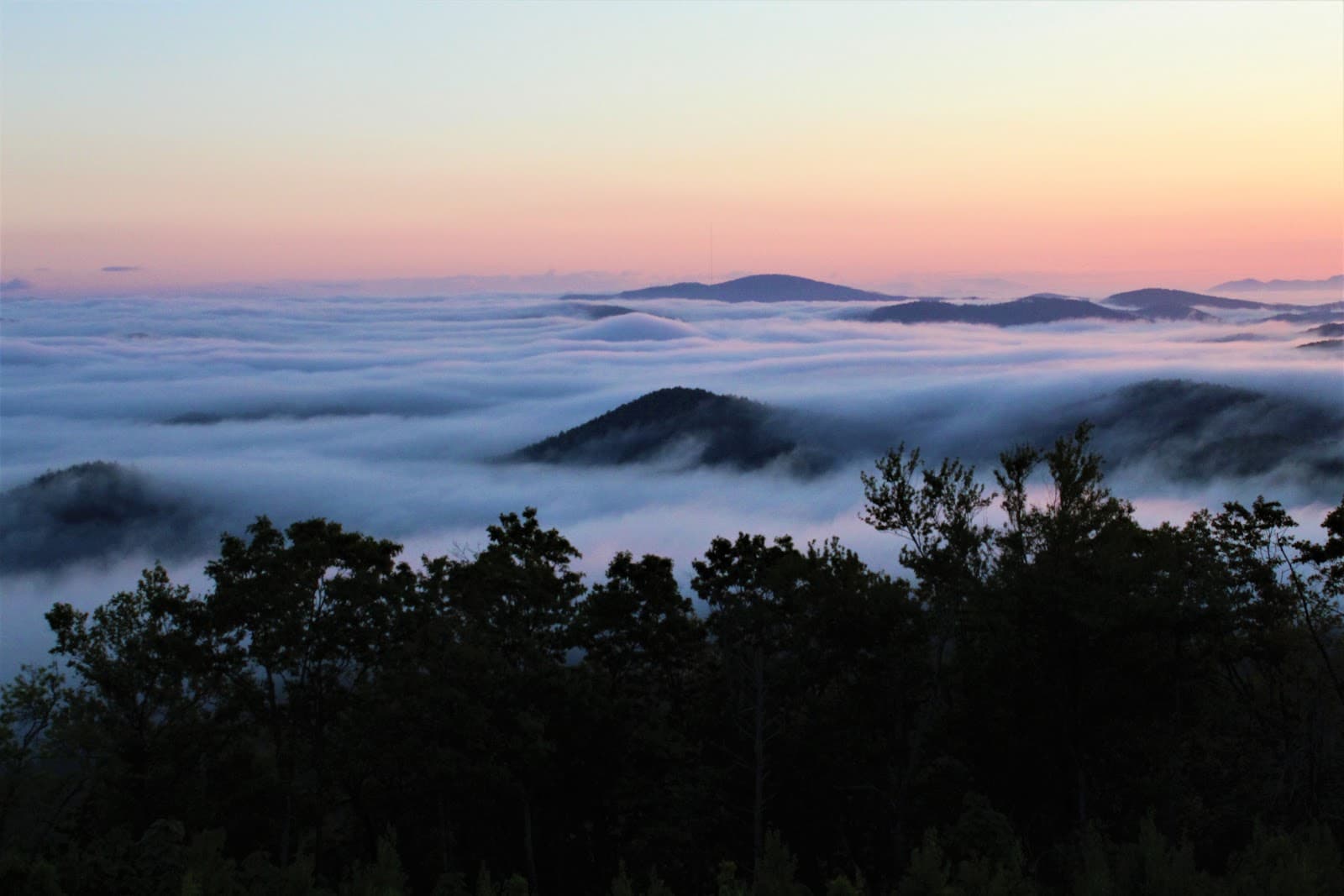 Sassafras Mountain Overlook - Image 1