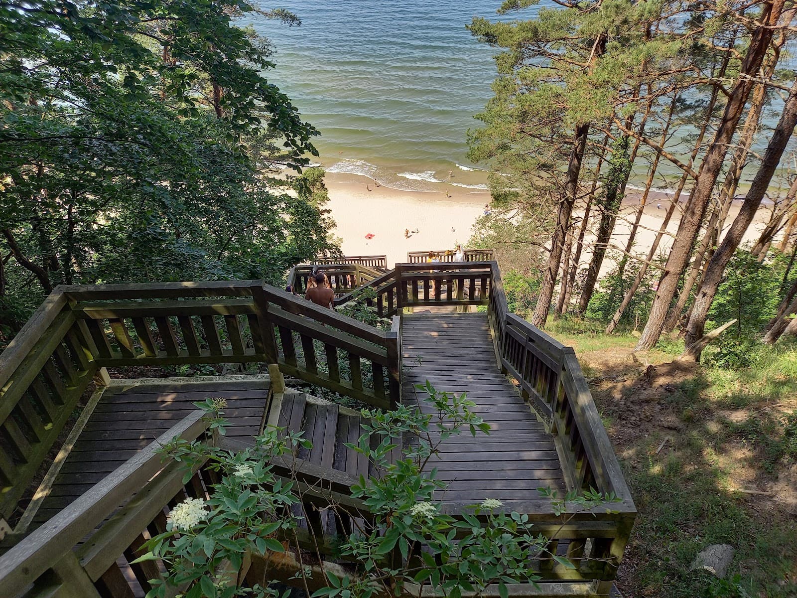 Cliff Trail (E9) - Image 1