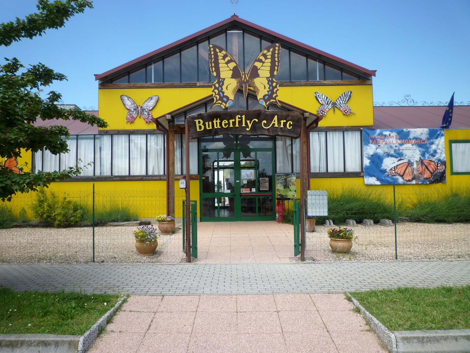 Butterfly Arc & Casa delle Farfalle - Image 1