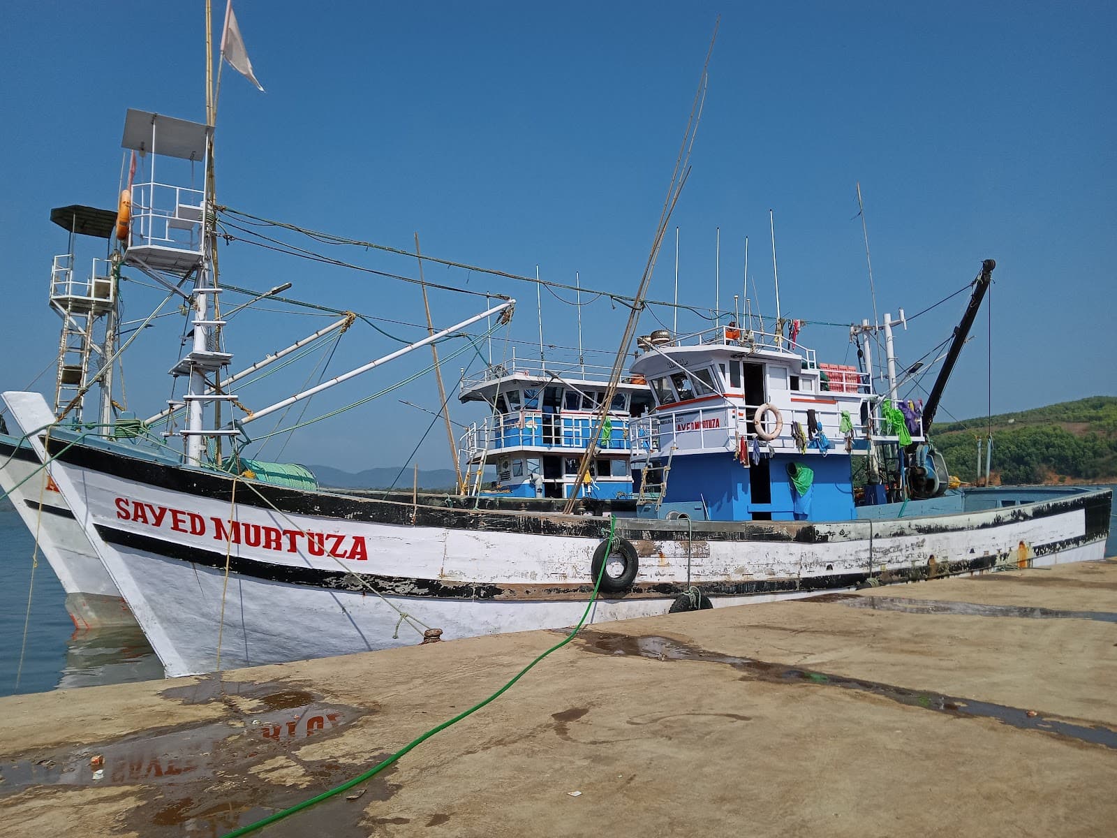 Tadadi Fish Market - Image 1