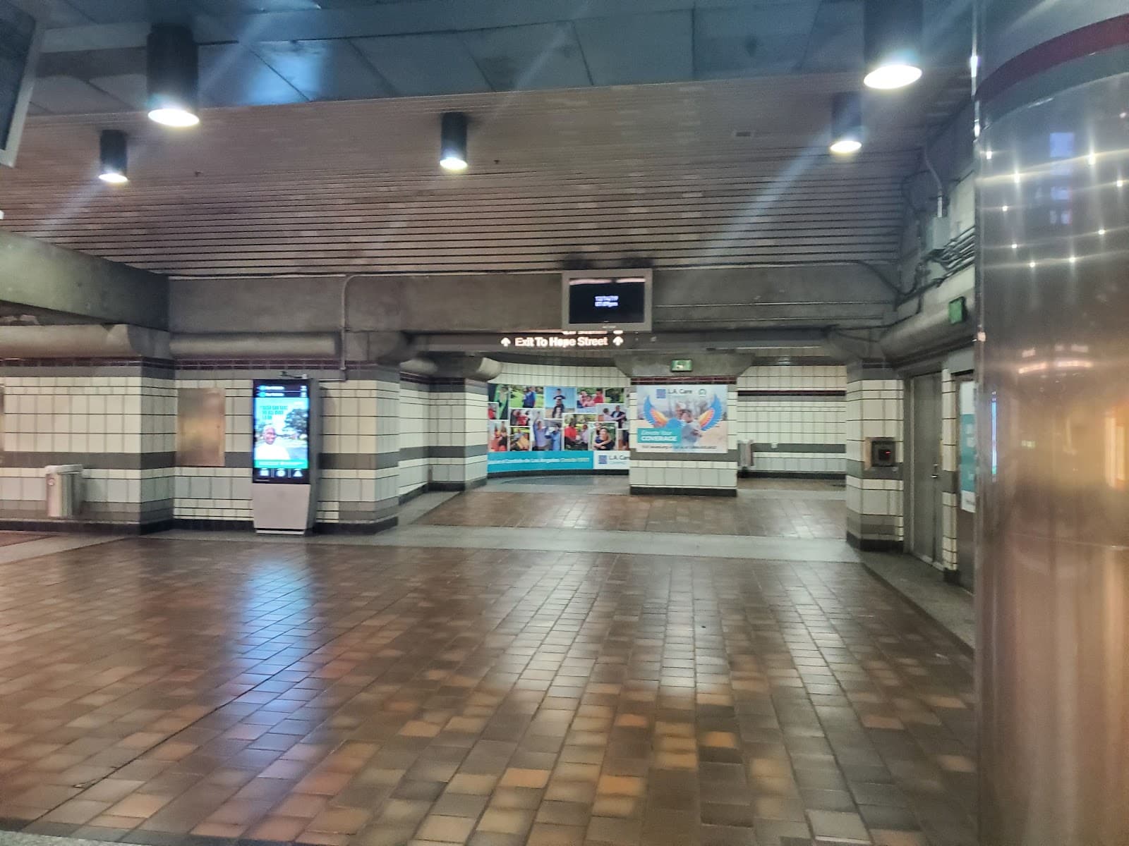 7th St/Metro Center Station - Image 1