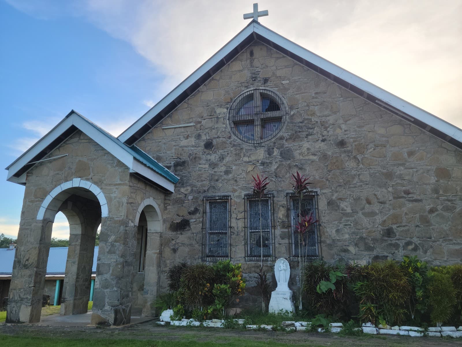 San Antonio Village Cayo - Image 1