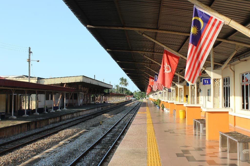 Wakaf Bharu Railway Station - Image 1