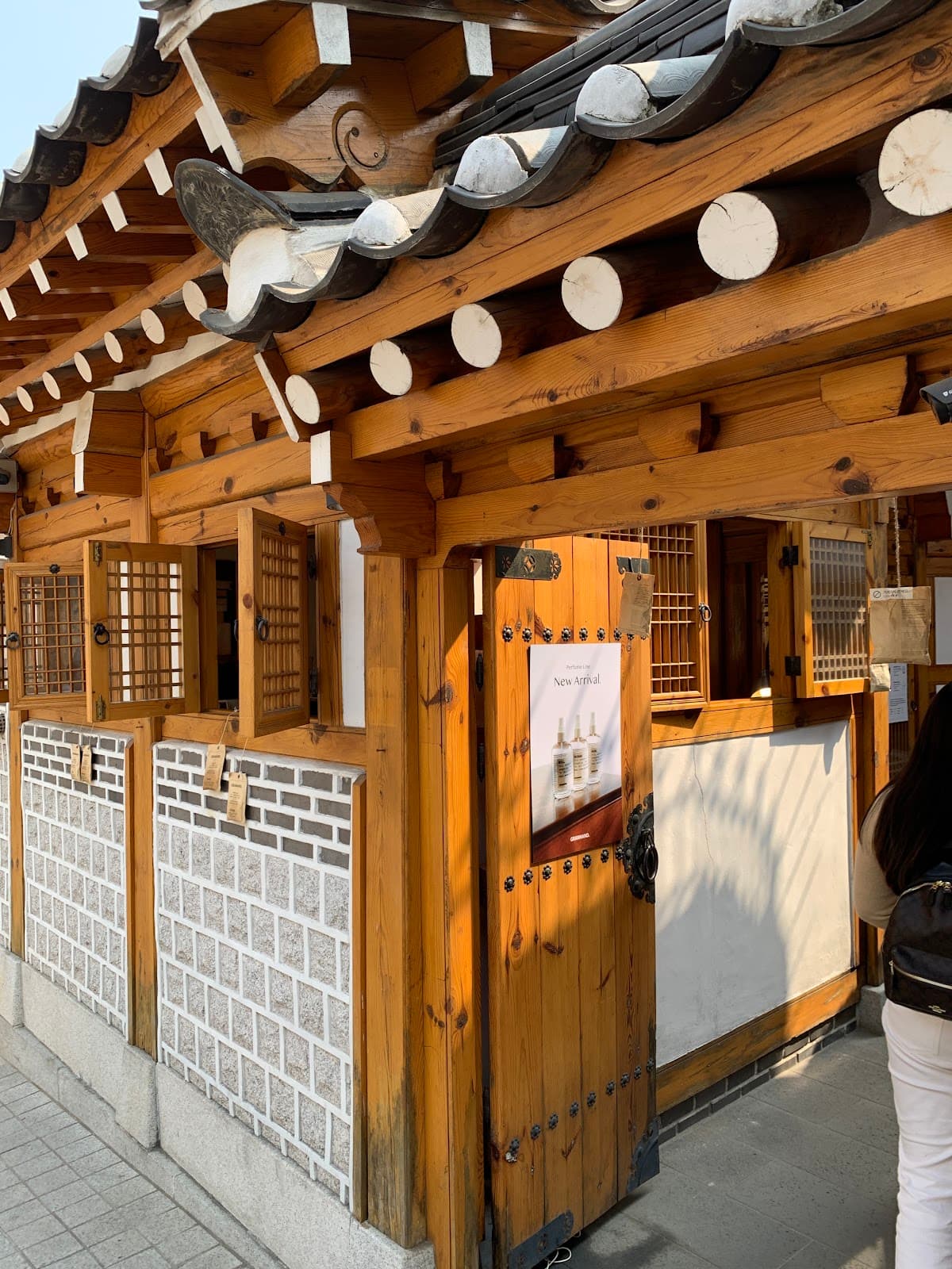 Perfume Atelier near Bukchon - Image 1