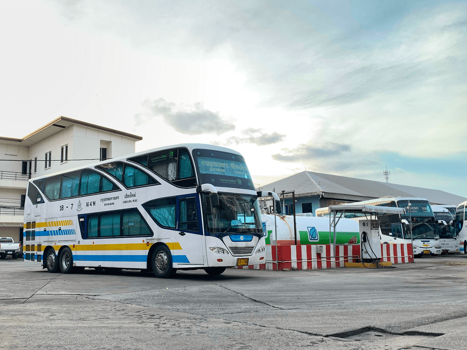 Bangkok Bus System - Image 1