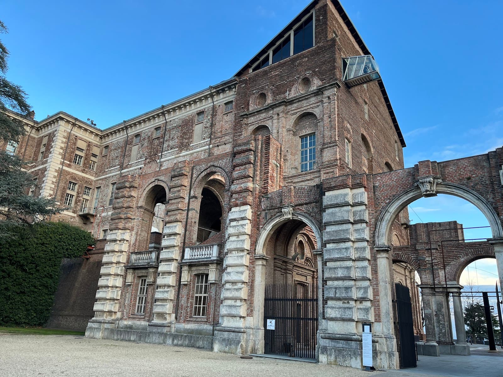 Castello di Rivoli - Museo d'Arte Contemporanea - Image 1