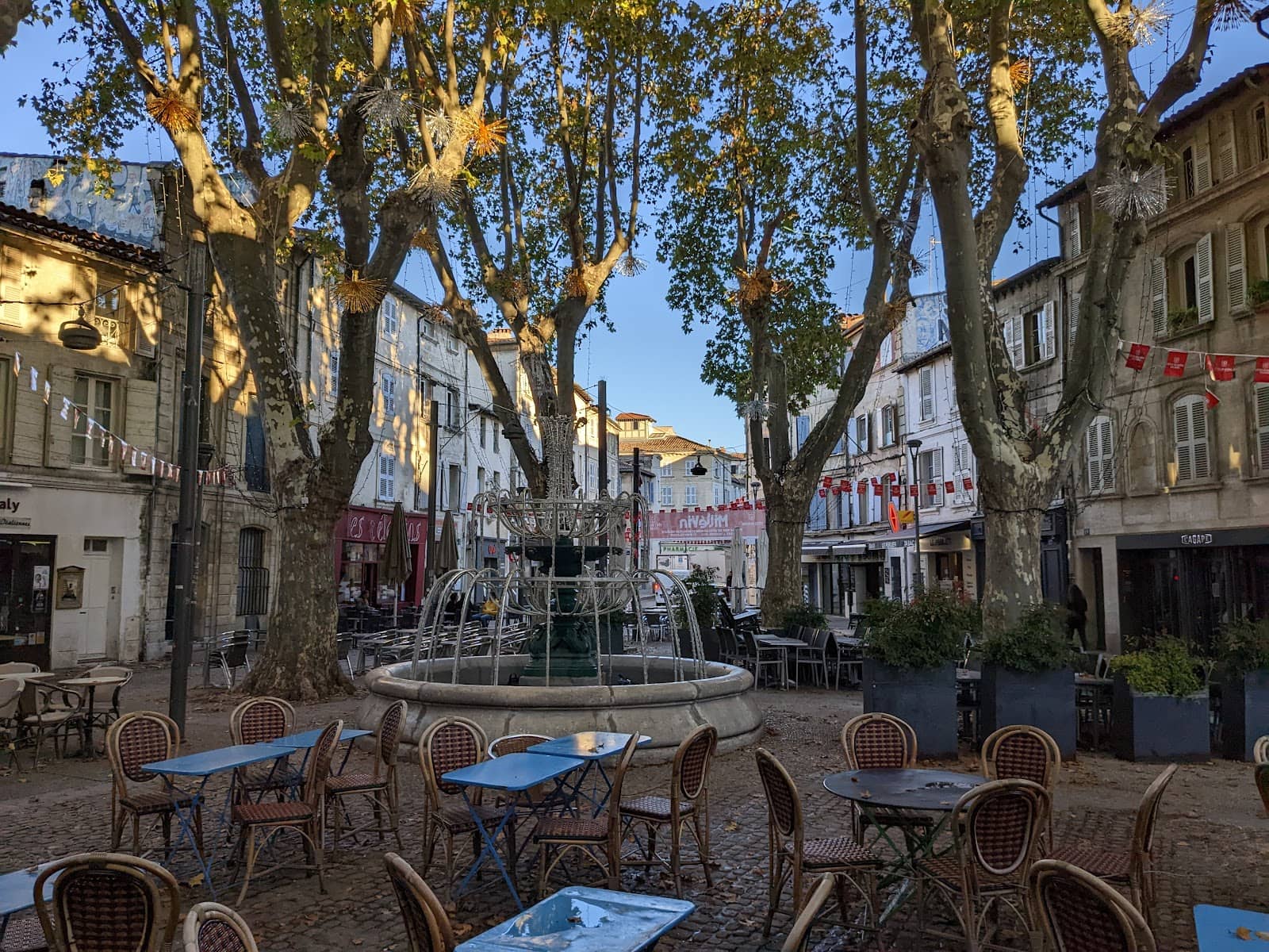 Local Ambiance