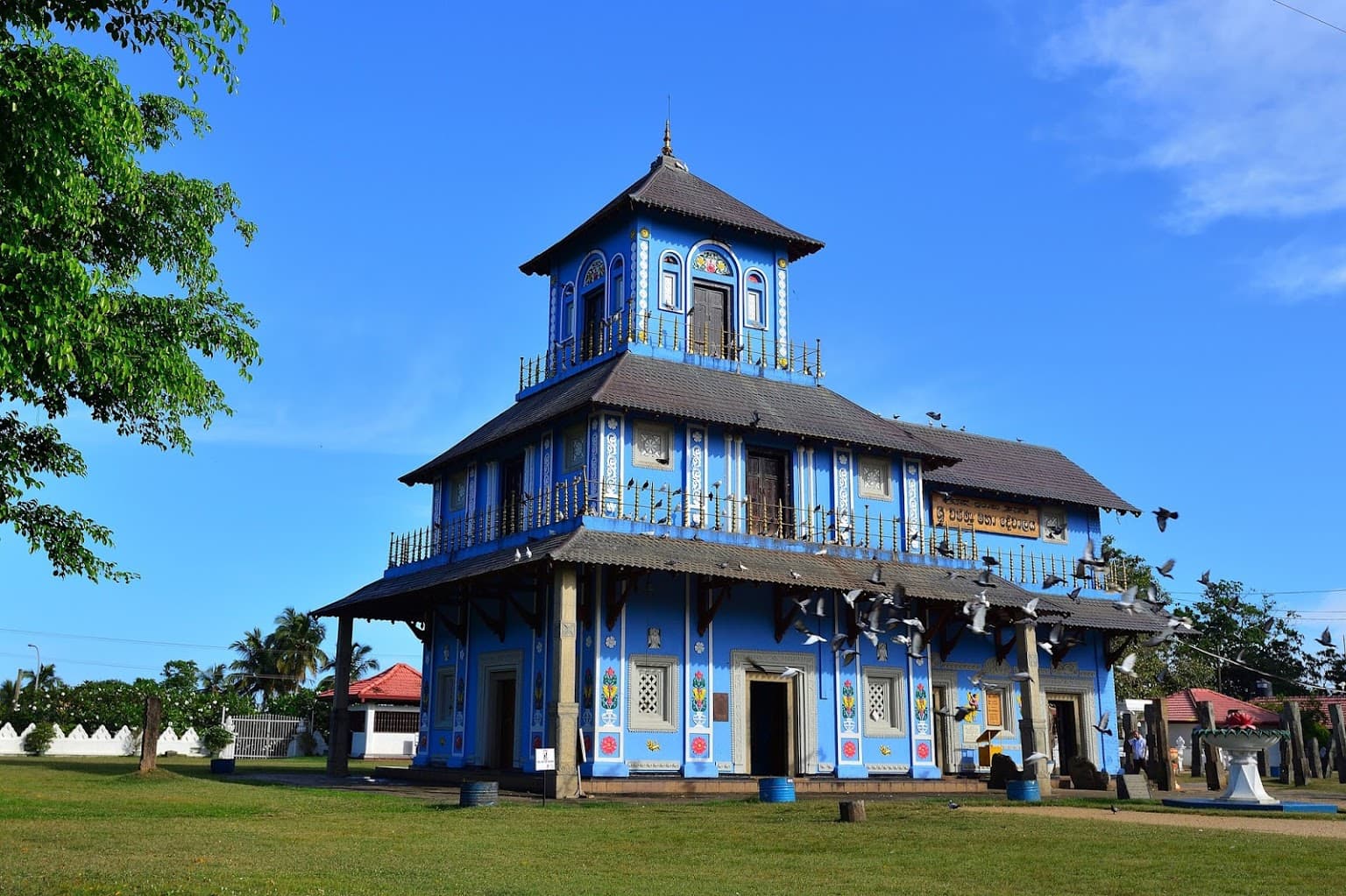 Devinuwara Vishnu Devalaya - Image 1