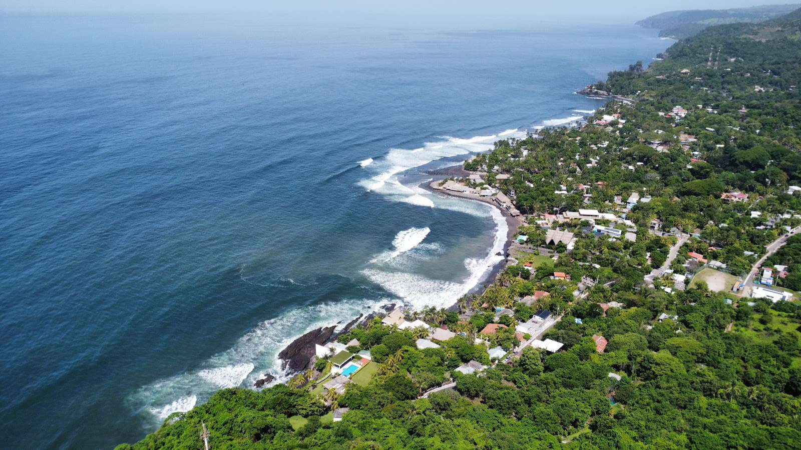 El Zonte Beach El Salvador - Image 1