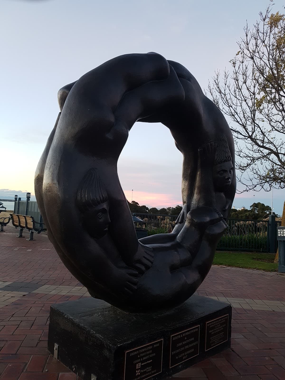 Bay Hill Lookout - Image 1