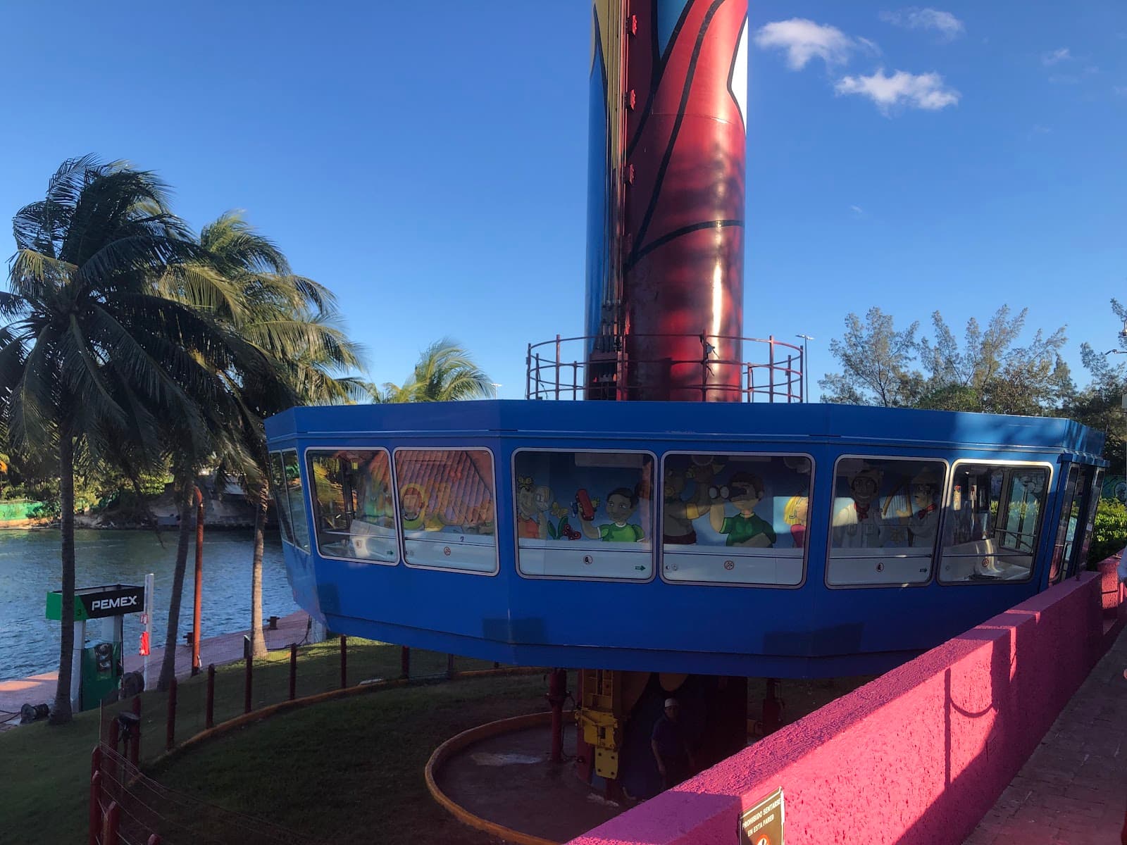 Torre Escénica de Cancún - Image 1