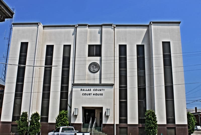 Dallas County Courthouse - Image 1