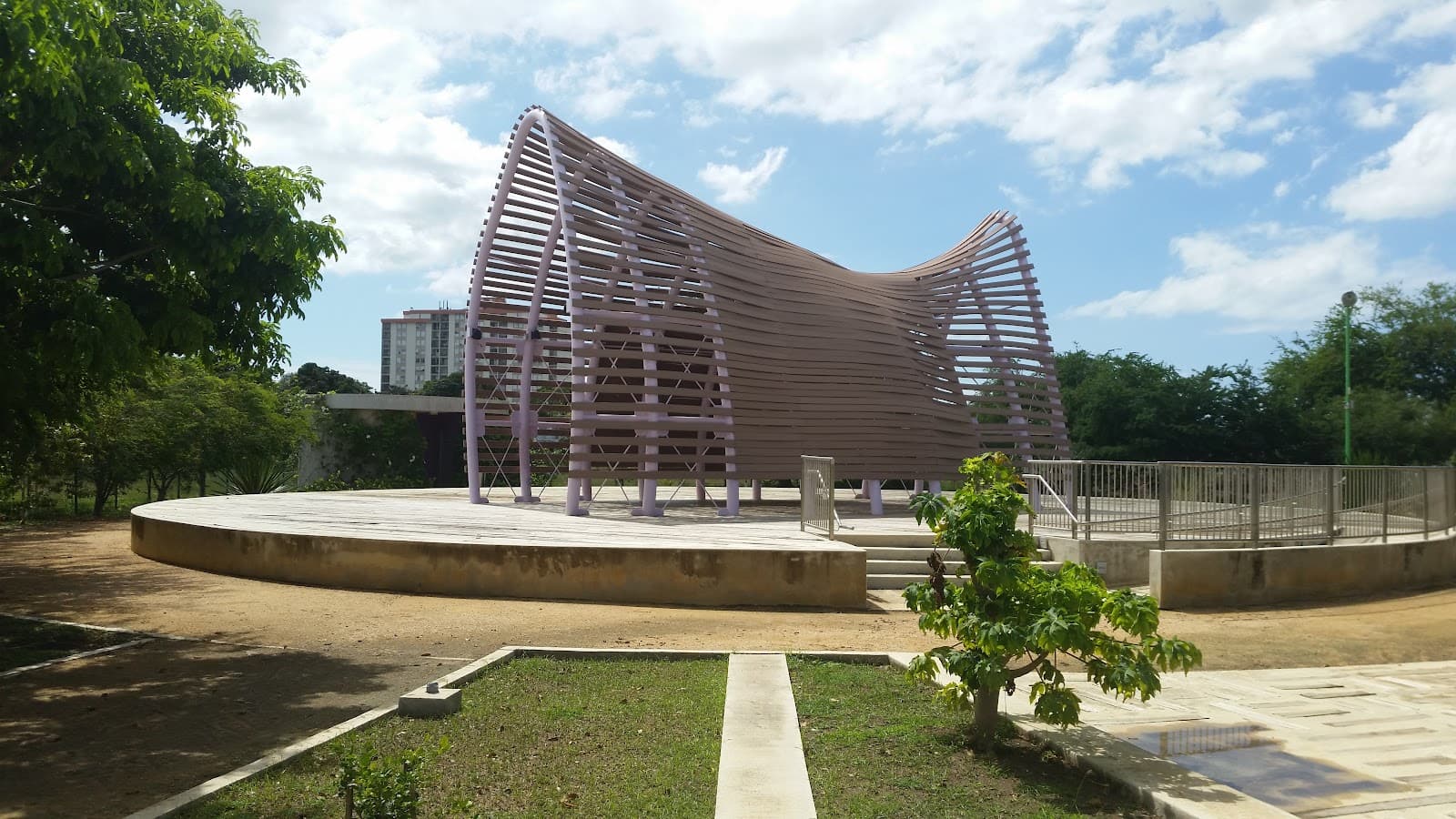 Parque Ecológico Urbano - Image 1