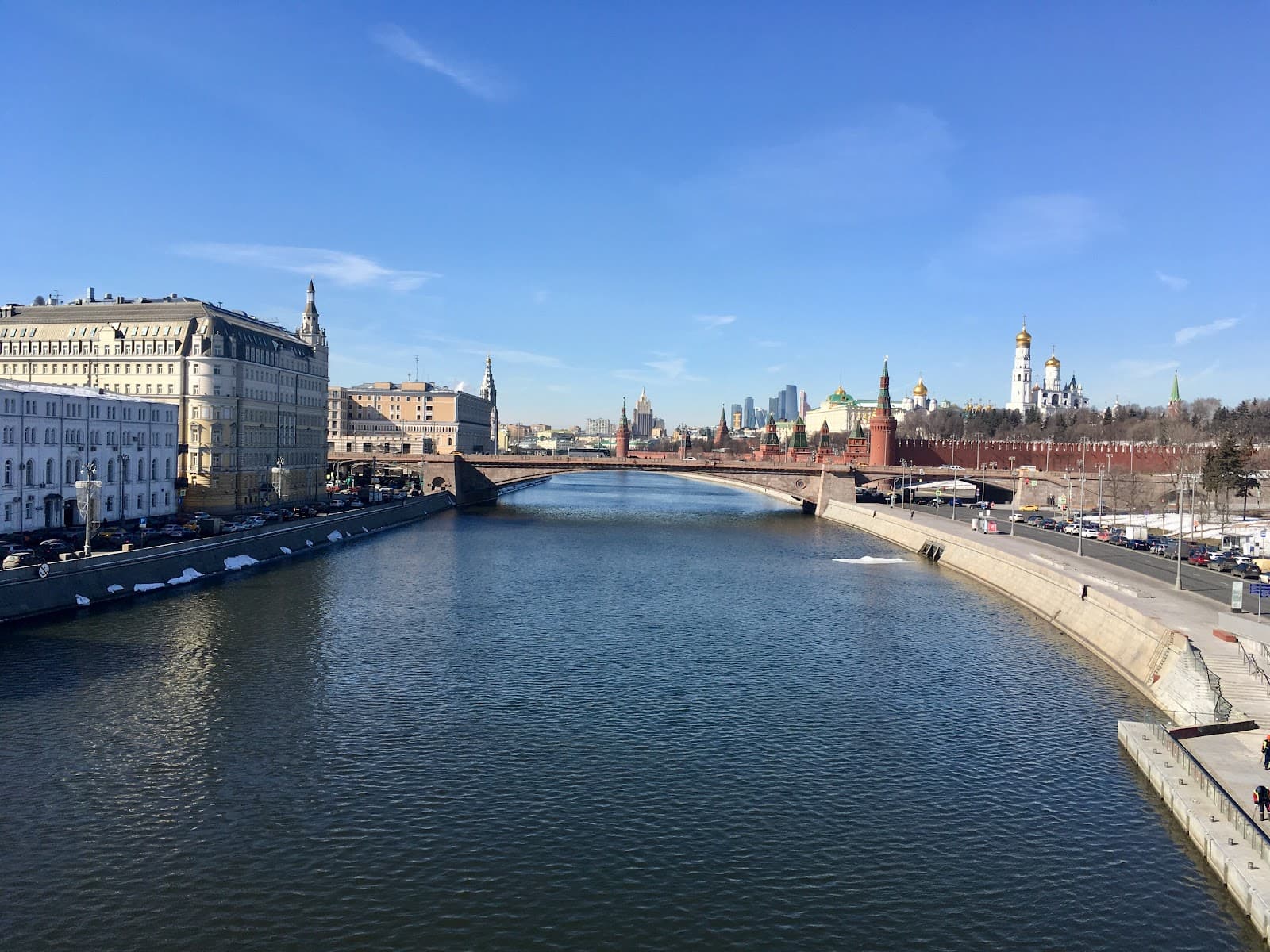 Bolshoy Moskvoretsky Bridge Moscow - Image 1