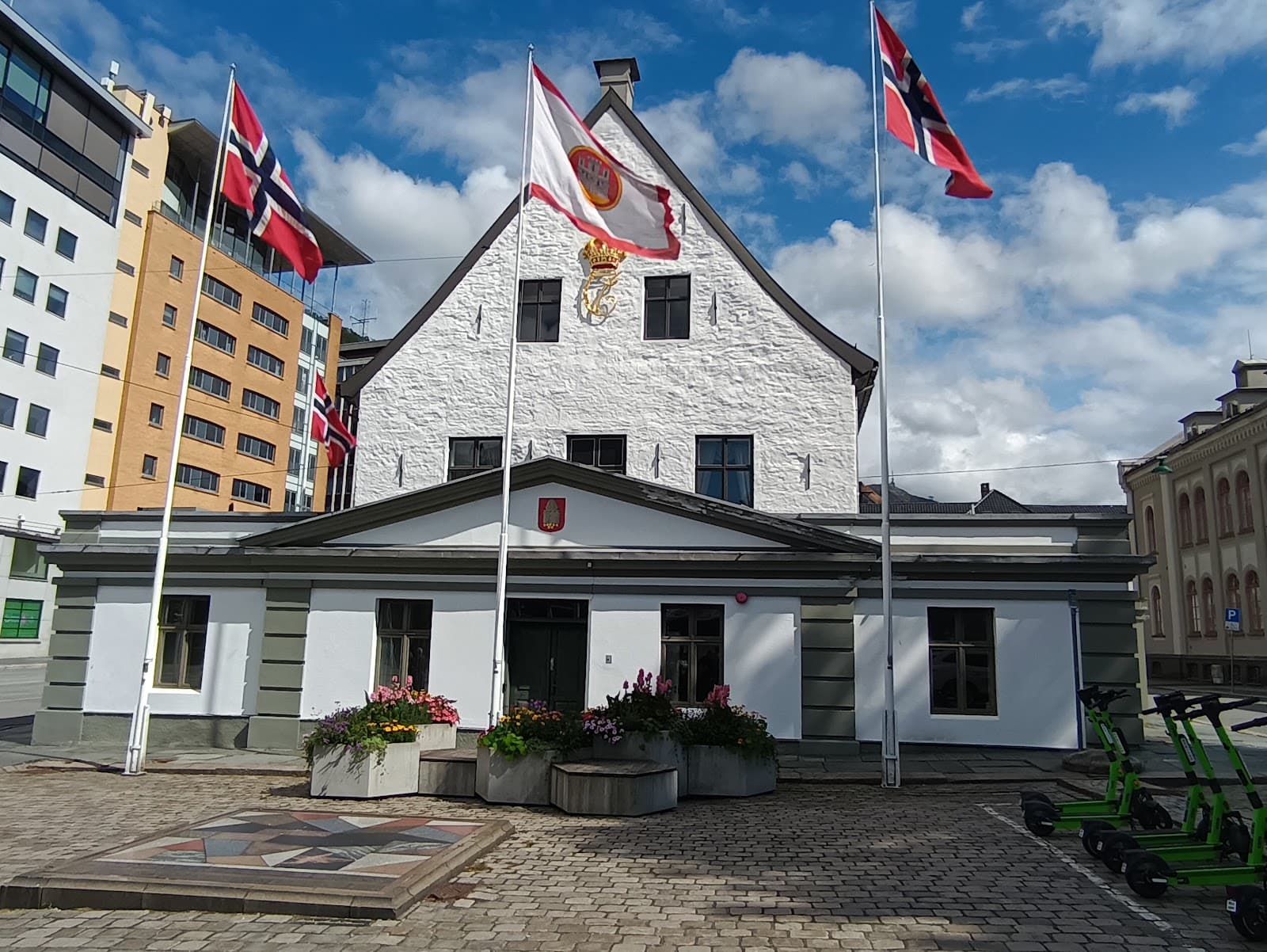 Bergen Old Town - Image 1