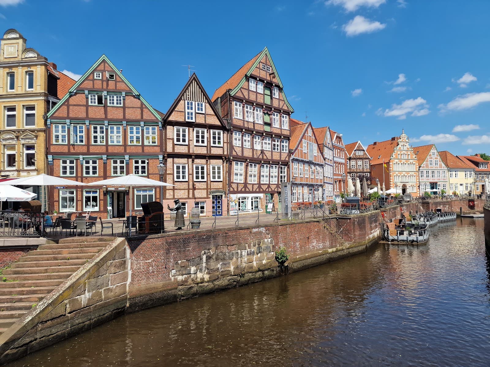 Stade Old Town - Image 1