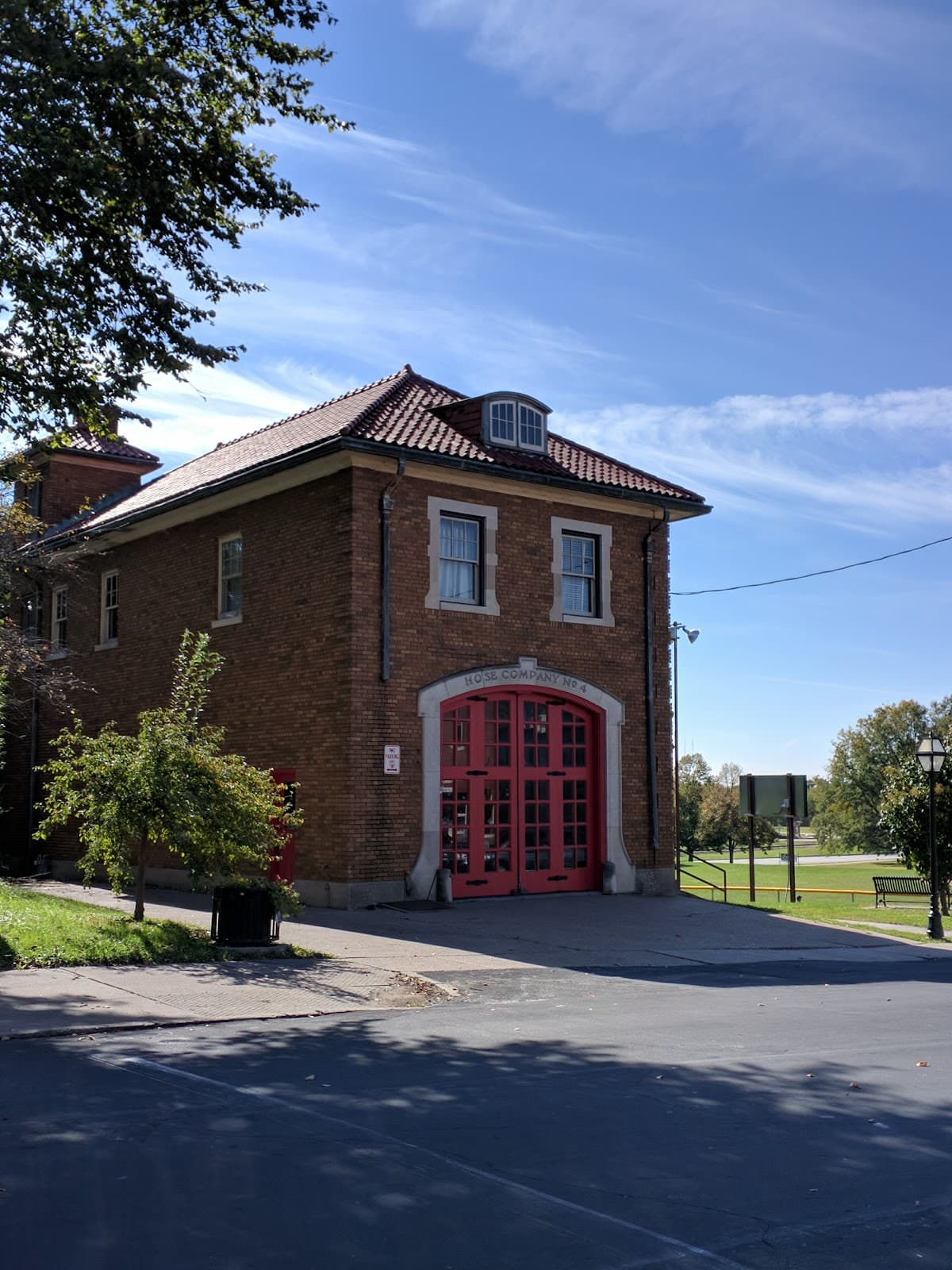 Lindsay Park - Image 1