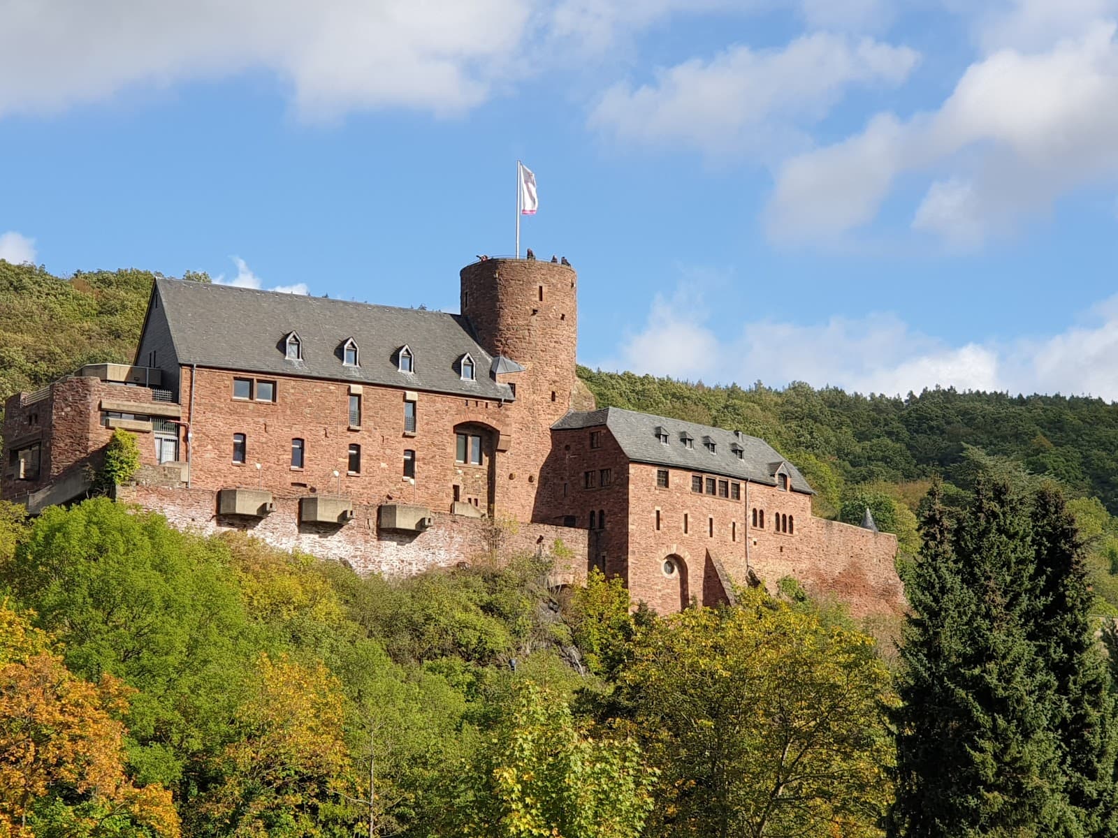 Hengebach Castle (Heimbach) - Image 1