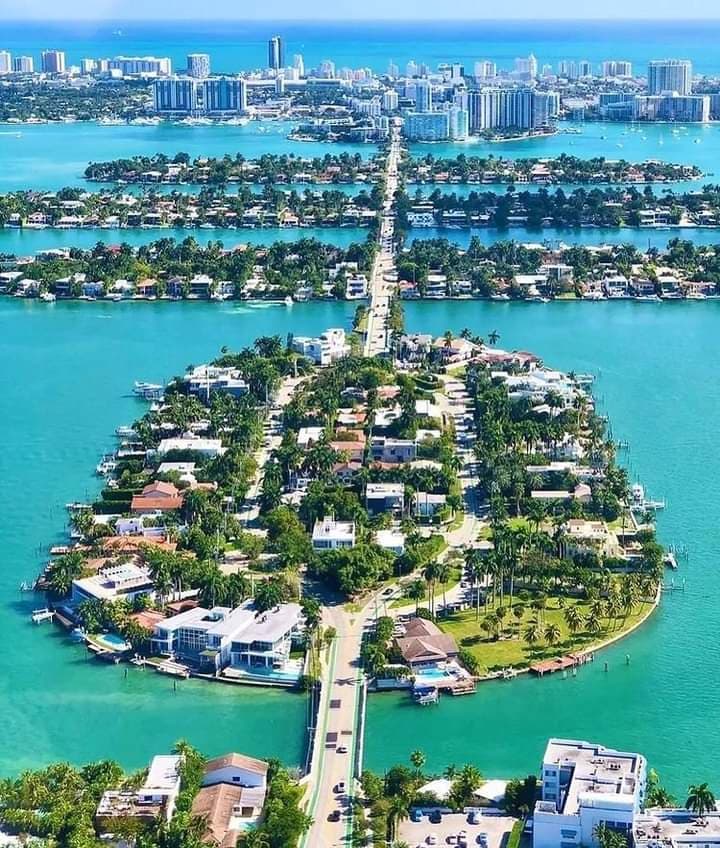 Venetian Islands - Image 1