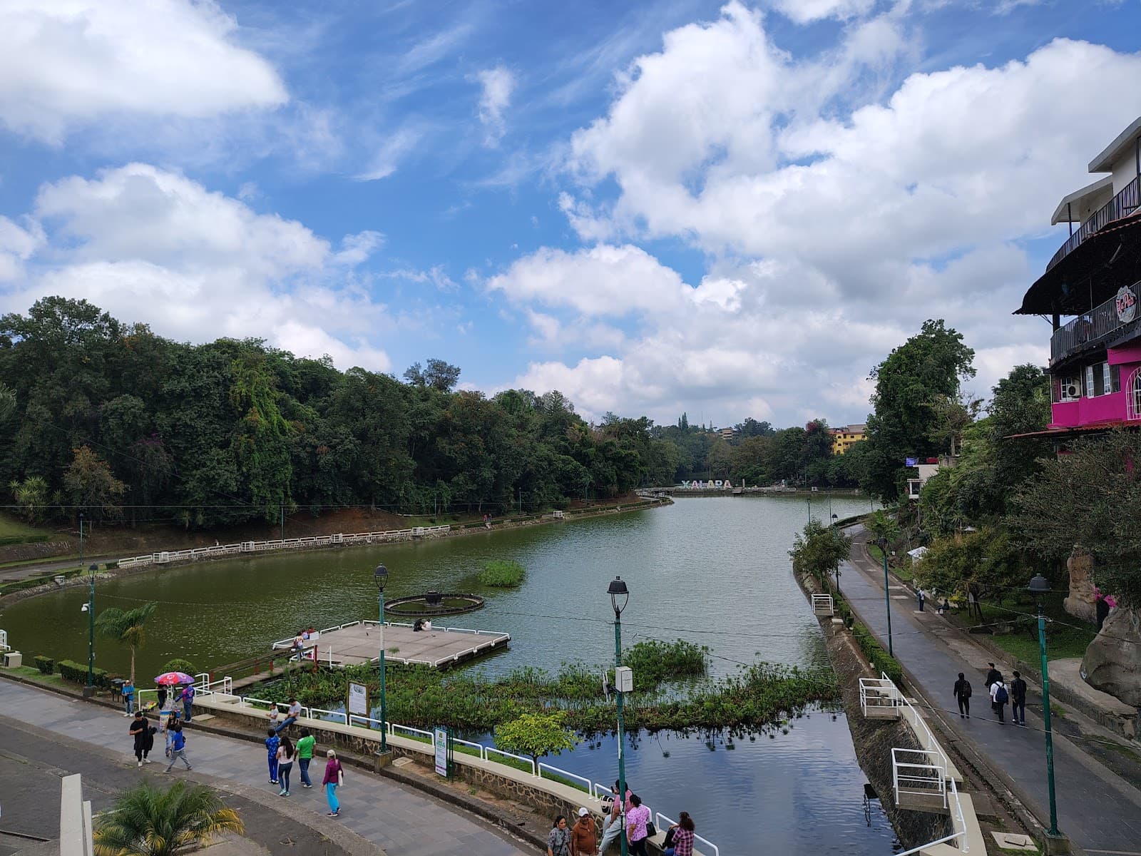 Los Lagos (neighborhood) - Image 1