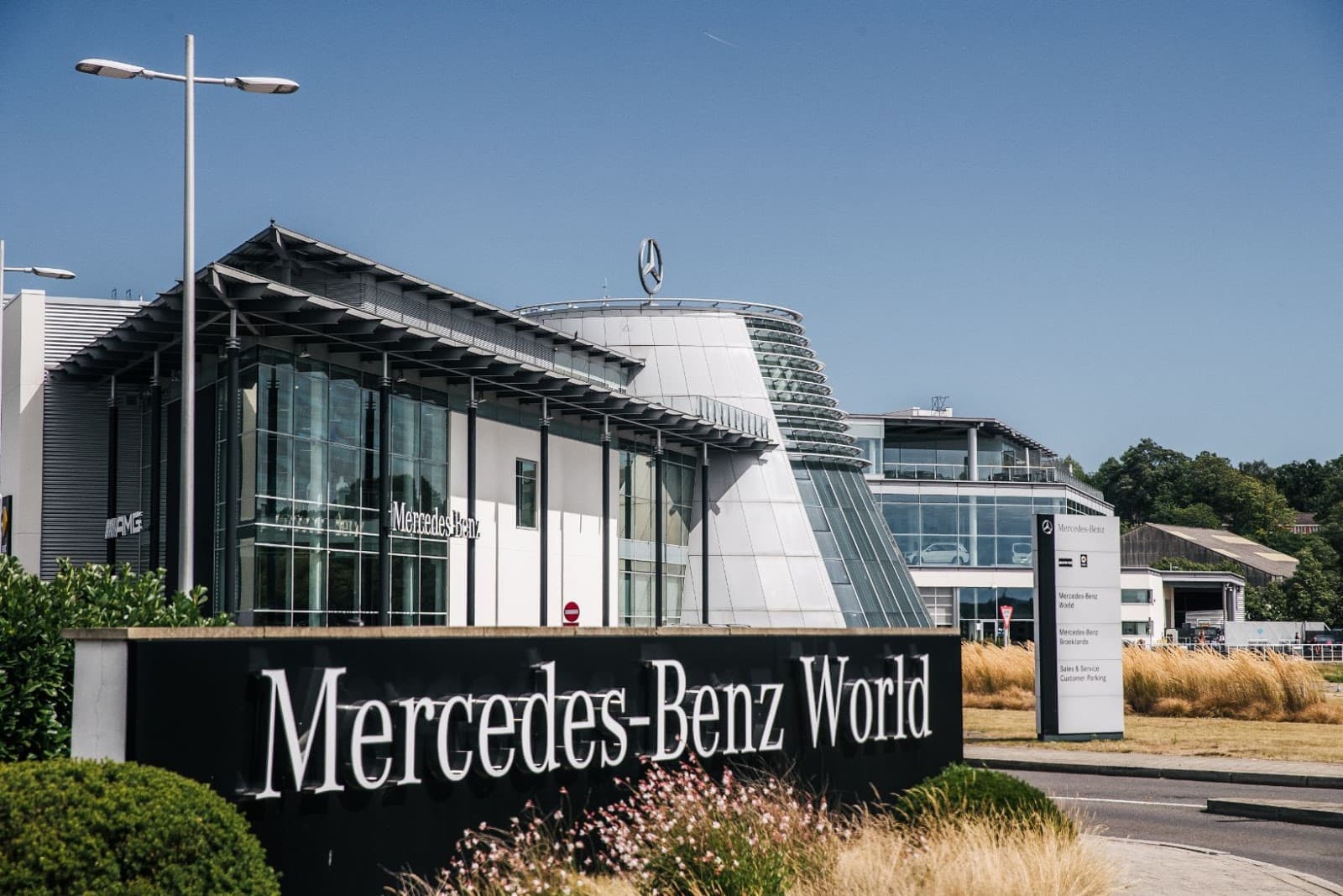 Mercedes-Benz World - Image 1