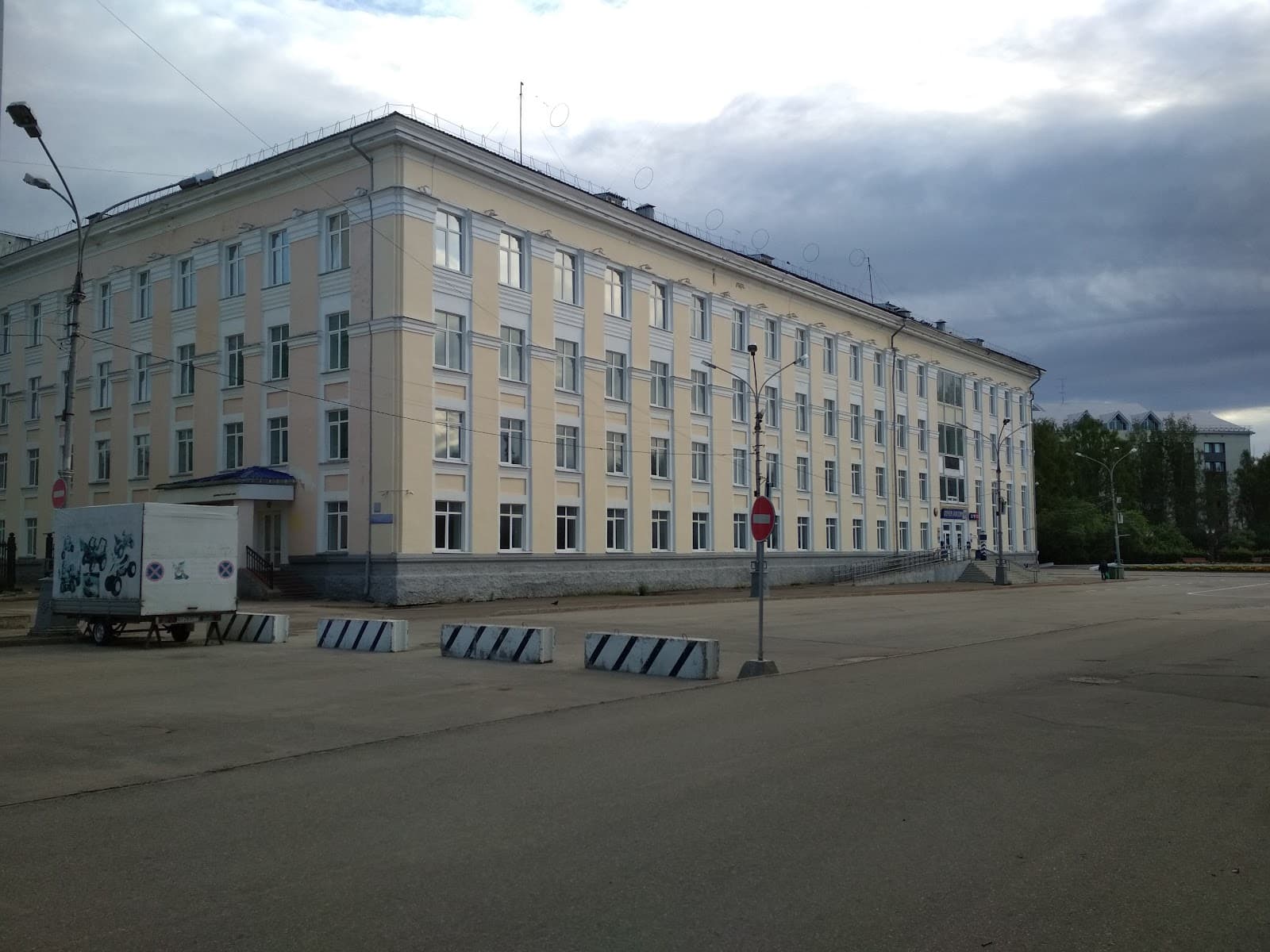 Stefanovskaya Square - Image 1